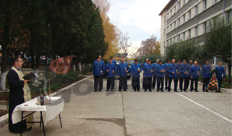 Jandarmii gorjeni şi-au sărbătorit patronii spirituali