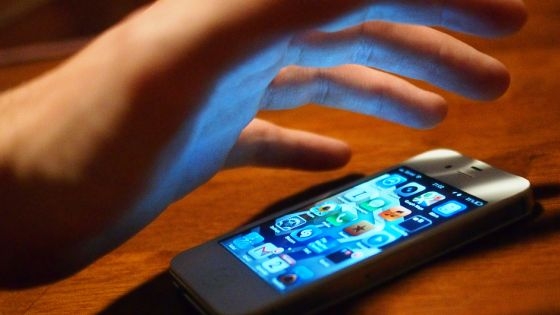 Sexagenară cercetată pentru furt