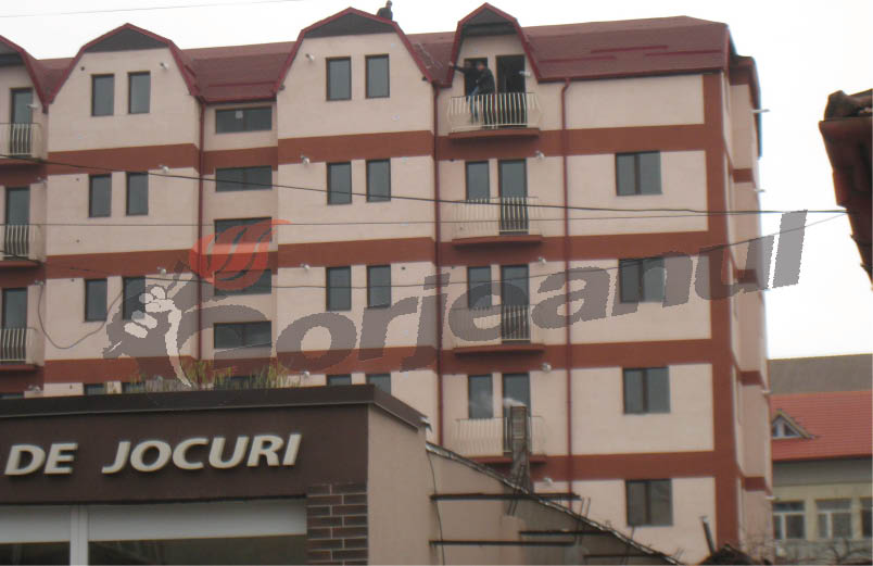 70 de locuinţe şi cabinete medicale, în pericol! – Blocurile lui Căruntu din Târgu-Jiu, tolerate tot fără aviz PSI