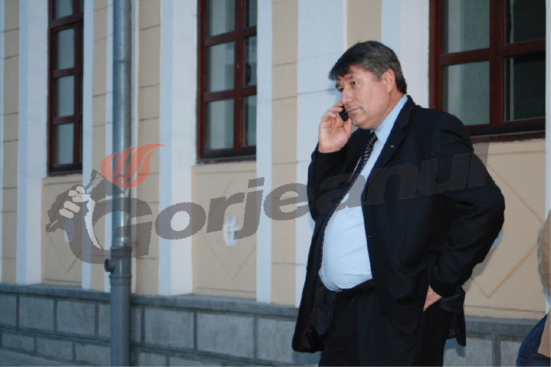 Ruşeţ ia distanţă de Ciurel