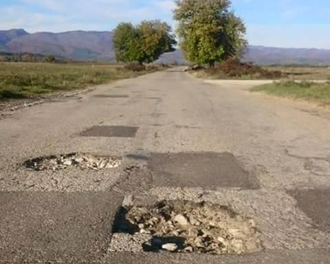 IDP-ul vindecă bubele din DJ 664A Ursaţi-Curpen