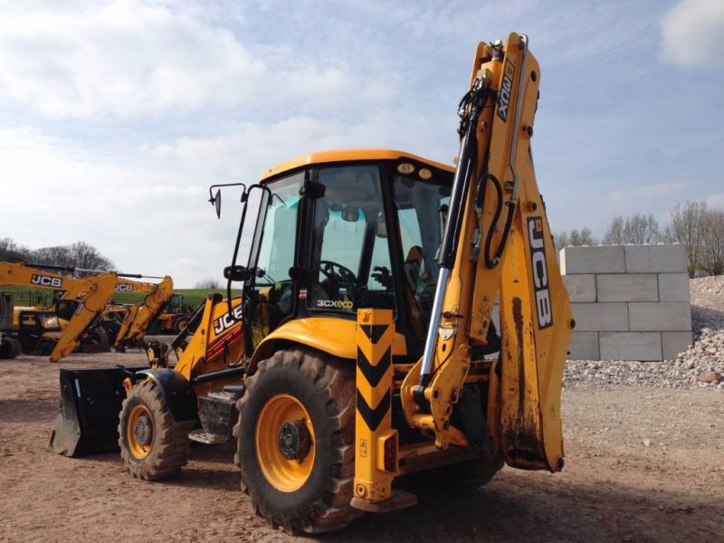 Conductă de gaze, distrusă de un buldoexcavator