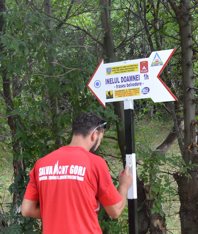 Traseele montane, verificate de salvamontişti înainte de debutul iernii