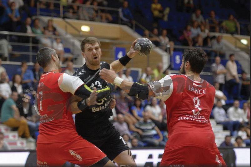 Handbaliștii Energiei, învinși greu la Baia Mare