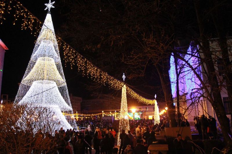Iluminat festiv pentru Târgu-Jiu