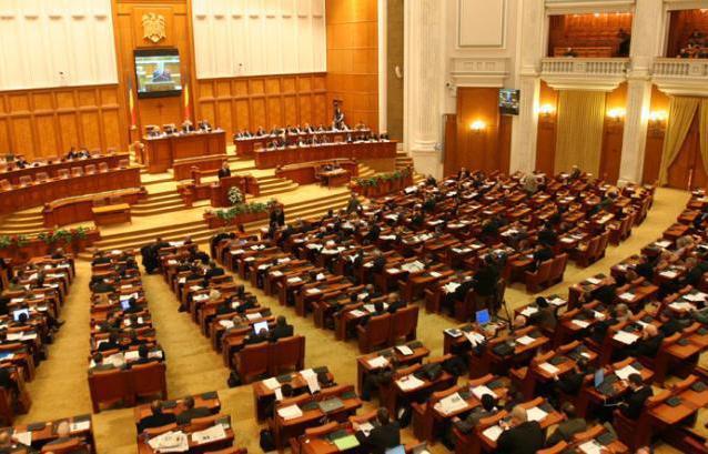 Specialista în neonatalogie – Andreea Paul – a născut de două ori acelaşi copil…! – Pamflet cu ghimpi –