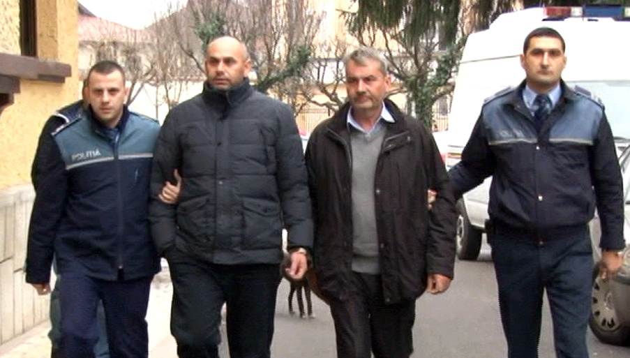 Primarii șpăgari, puși sub control judiciar