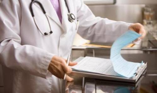 555 de pneumonii şi 781 de viroze, în evidenţele medicilor