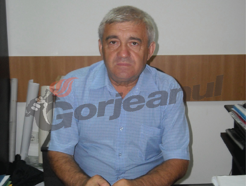 În câteva luni de detenţie / Fostul inspector Cimpoieru l-a întrecut la scris cărţi pe Manţog