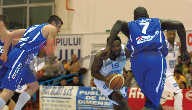 Echipa de baschet a Energiei a intrat în noul an învingând liderul Ligii Naționale / Start bun în 2016