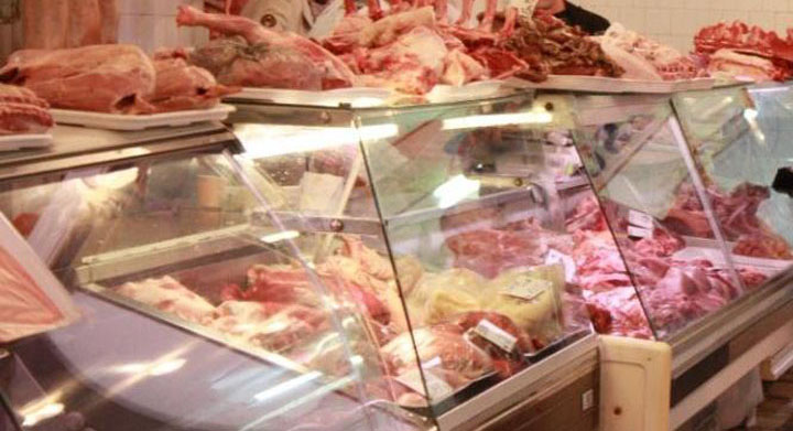 Cantităţi de carne cu probleme, descoperite de inspectorii DSVSA