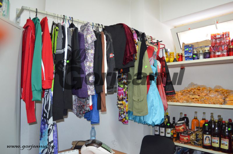 Articole de sezon şi încasări de peste 66.000 de lei, la magazinul de la Finanţe