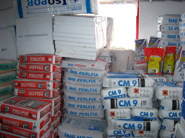 Hoți prinși cu prada în mașină