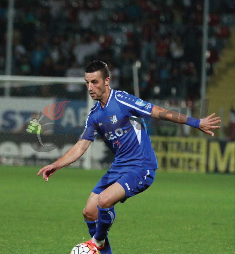 Momcilovic, dat Stelei!