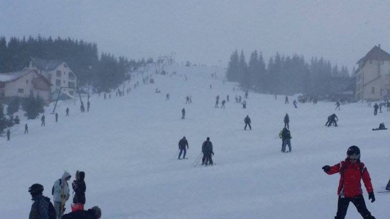 Mii și mii de turiști la Rânca