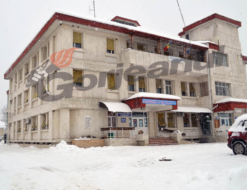 O femeie din Bustuchin a murit de frig