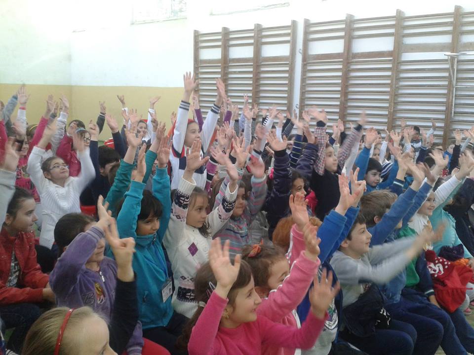 Proiectul “Eco Junior” continuă şi în 2016