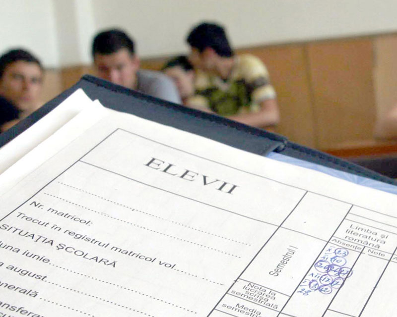 Concurs pentru elevii de gimnaziu și liceu