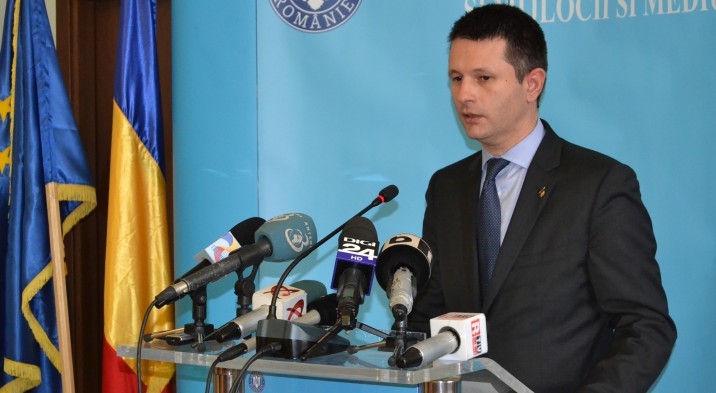 Conferinta-de-presa-Ministerul-Energiei-27-noiembrie-20153-716x393