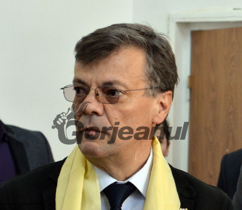 Barbu jignește pentru Lupulescu