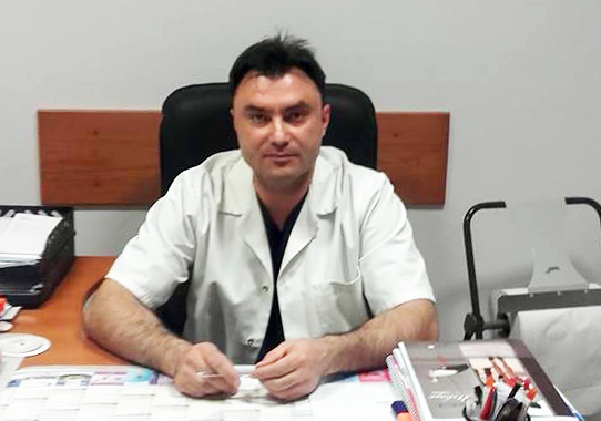 Naștere inedită / Pacientă a ginecologului Tetileanu, mamă pentru prima dată la 48 de ani