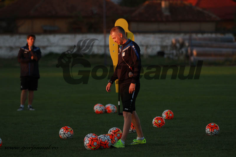 Edi Iordănescu cere un efort din partea factorilor de decizie în privința terenului de antrenament – „Principala soluţie e gazonarea terenului sintetic”