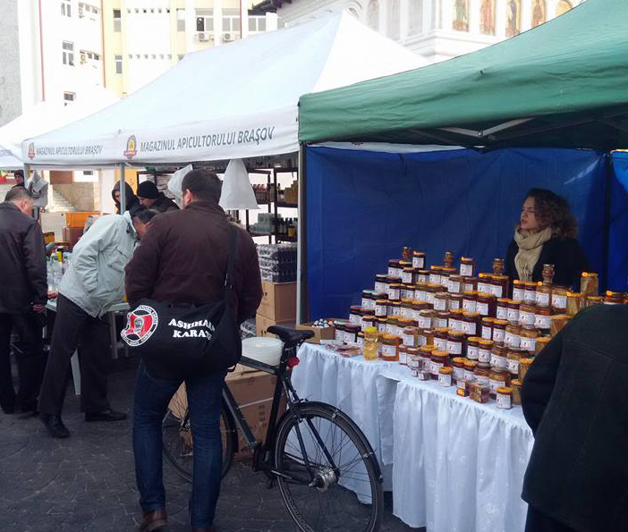 Pasionații de apicultură s-au reunit la Târgu-Jiu
