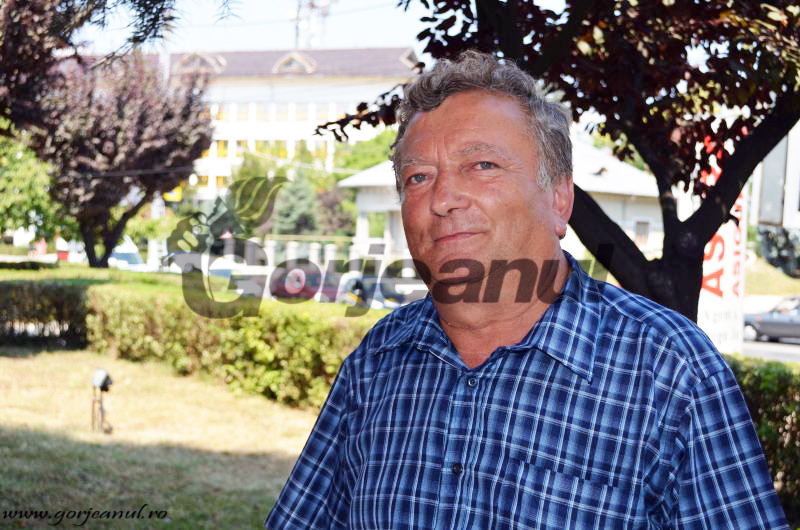Deficit de 300.000 de lei, dar protecția muncii de 50.000! Consilierul Fuiorea a contestat la Primăria Peștișani bugetul pe 2016
