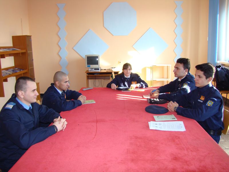 Studenți de la Academia de Poliție, în practică la IJJ Gorj