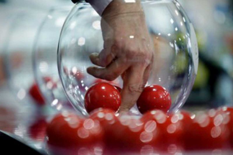 Mâine se stabilește programul play-off