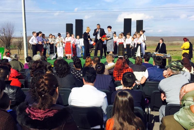 Spectacol de gală pentru femei, la Fărcășești