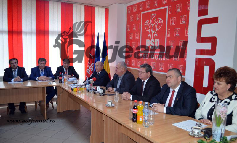 PSD a mai scos opt ași din mânecă pentru locale