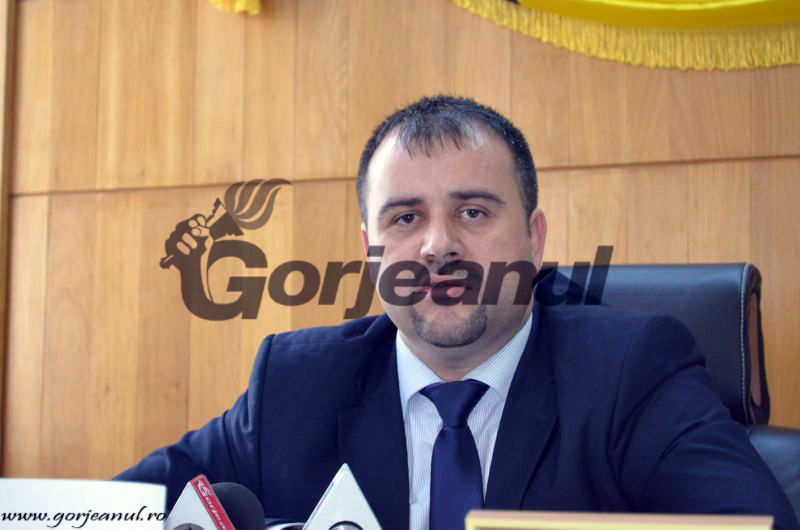 Inspectorul Văcaru, transparent la avere