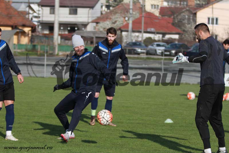 Edi Iordănescu: „Mă plec în fața jucătorilor mei”