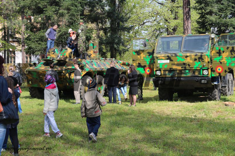 Ziua Porților Deschise la Garnizoana Târgu-Jiu