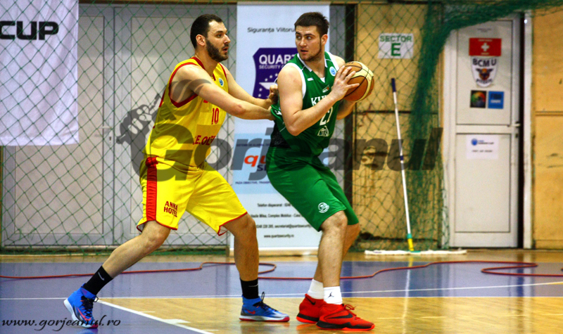 Cântec de lebădă?