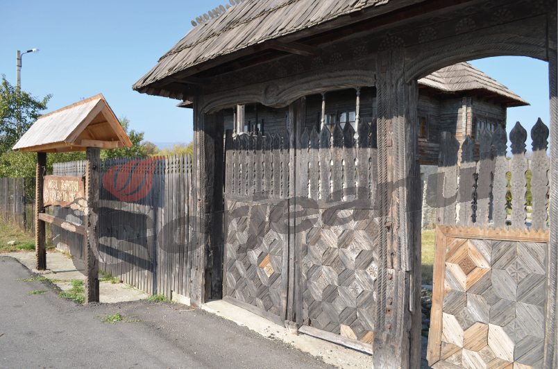 Expoziție și atelier de creație la Curtișoara