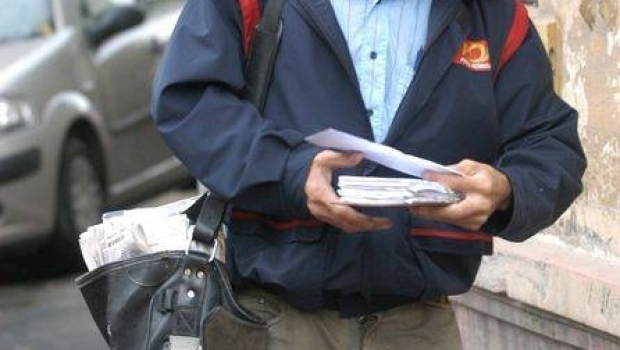 Poşta Română a virat marţi ajutoarele sociale la Bâlteni