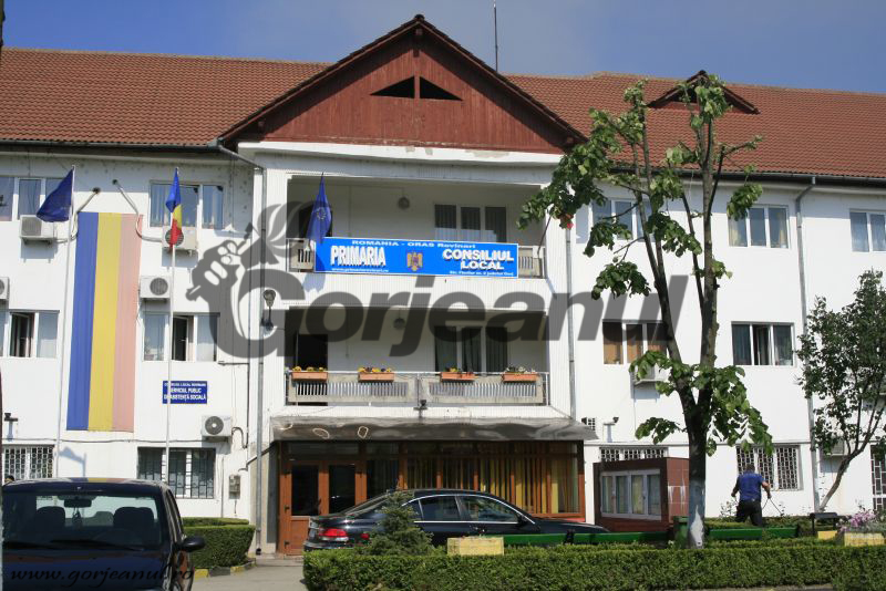 Posturi de consilieri, vacante la Primăriile Târgu-Jiu şi Rovinari