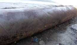 Prins cu țeava furată în spatele casei