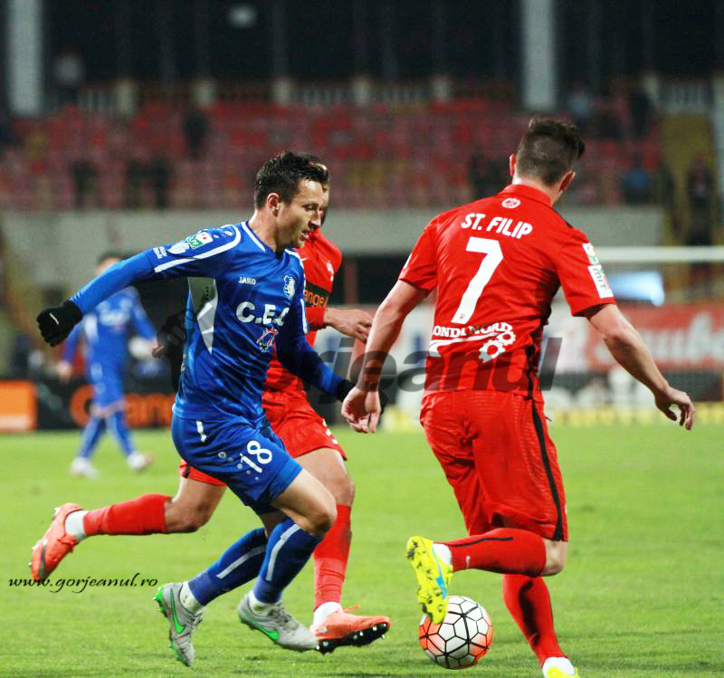 Pandurii a scos un punct în Groapă / S-a întors roata