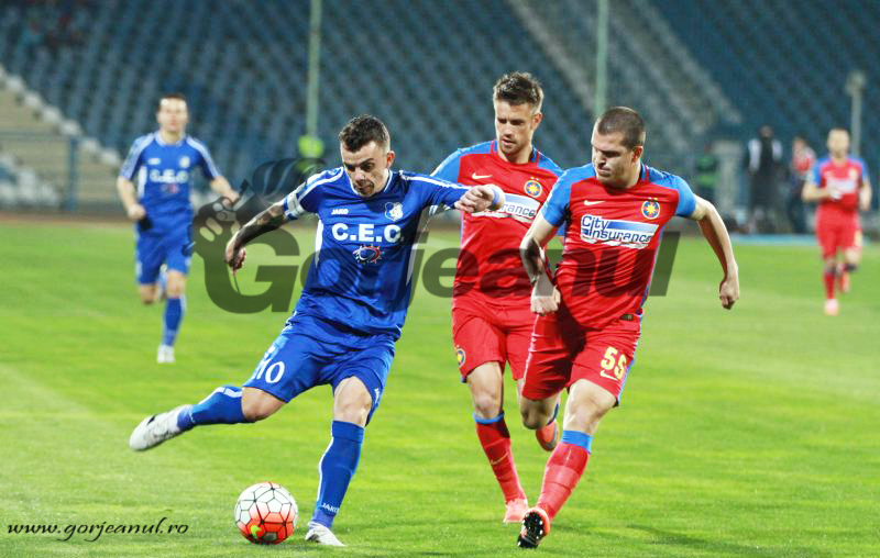 Pandurii joacă de Paște!