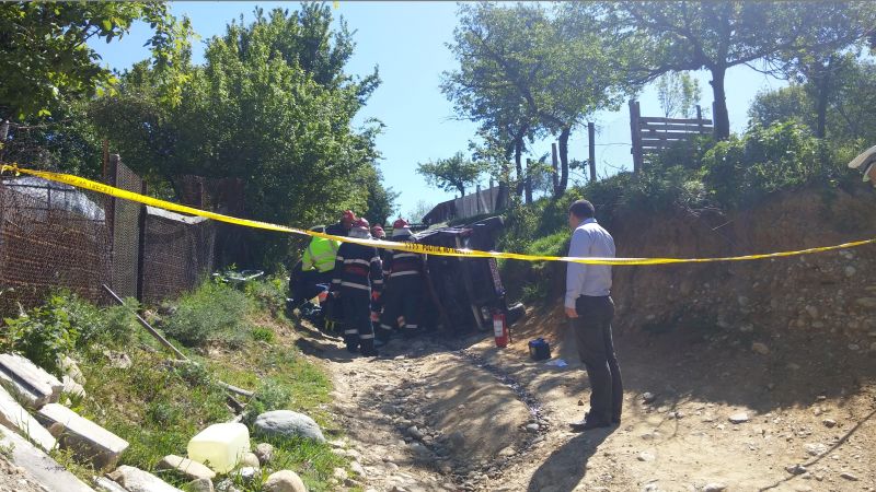 Mort sub propria-i mașină