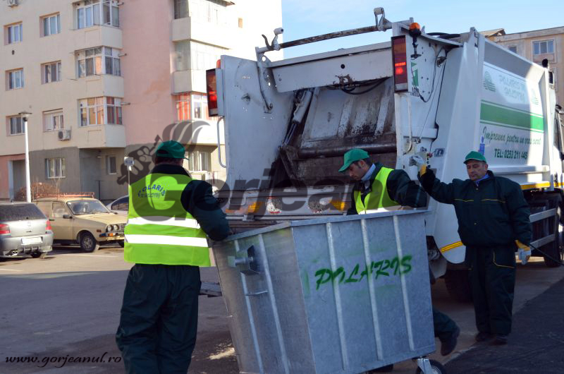 Program special pentru ridicarea deşeurilor