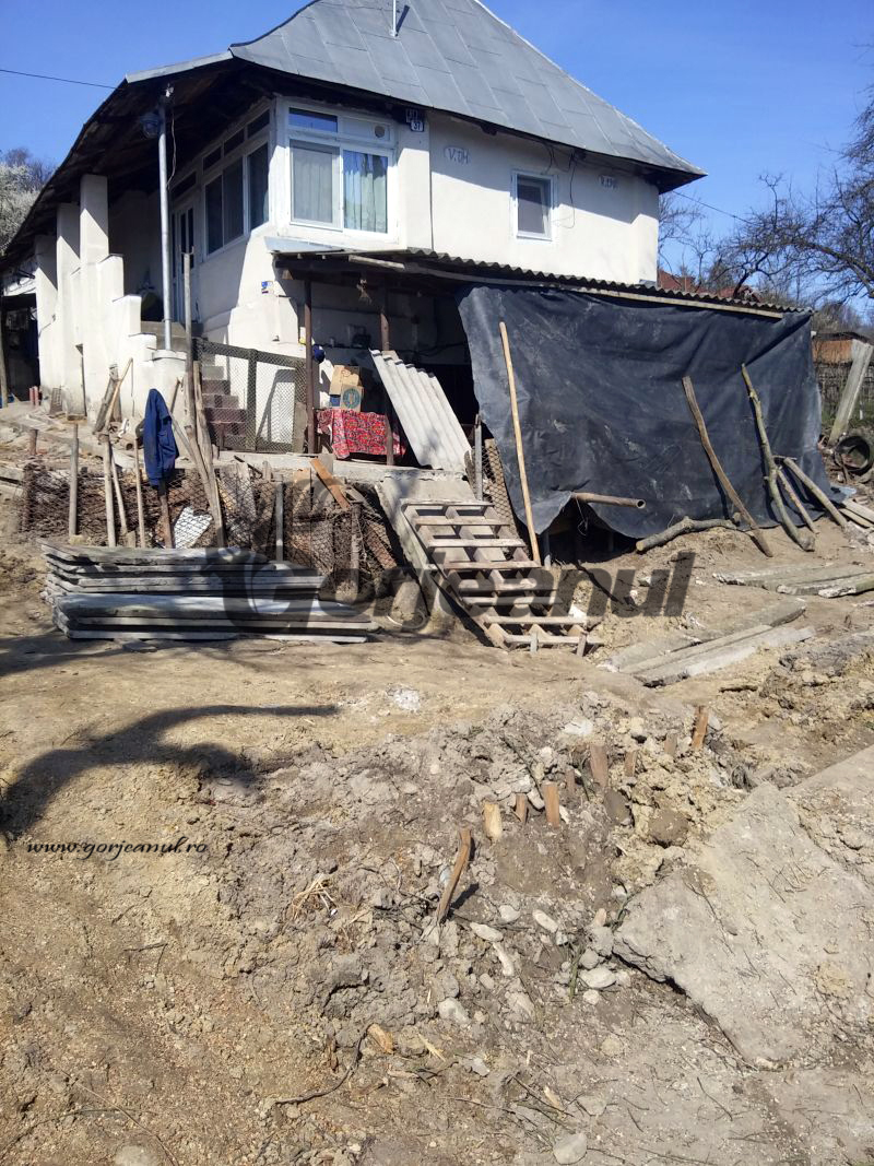 Lucrări în regim de urgenţă la Logreşti