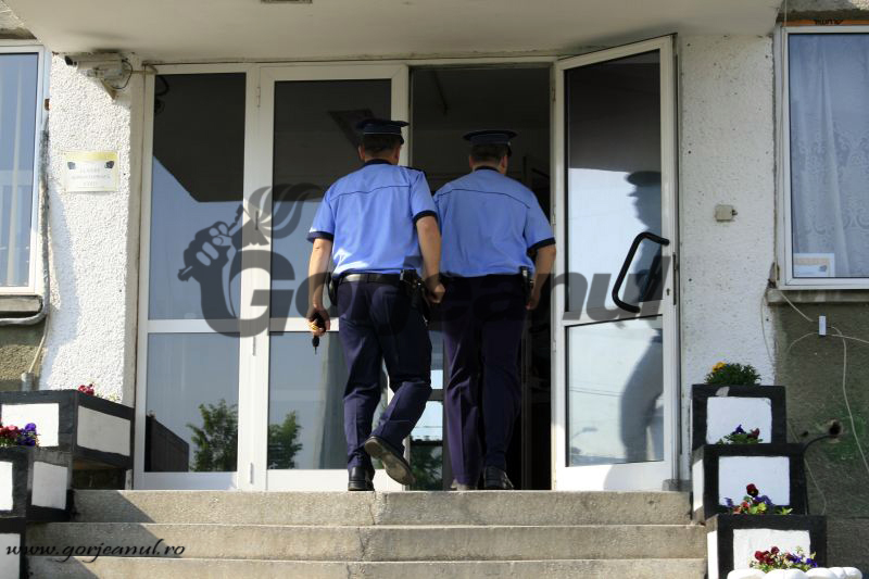 Angajări la 11 posturi de Poliție din Gorj