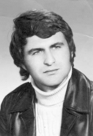 Consilierul judeţean Gheorghe Grivei, ajuns în prezent la o vârstă respectabilă, cu o vastă experienţă profesională în spate, în viaţa personală are rol de tată şi bunic, a avut aceeaşi prezenţă impecabilă şi în trecut. Fotografia de alături îl prezintă pe Gheorghe Grivei la prima tinereţe. Acesta a debutat profesional în 1978, ca stagiar la TCH Bucureşti, Grupul de şantier Râul Mare Retezat. Grivei a ocupat şi funcţia de vicepreşedinte al Consiliului Judeţean Gorj, în prezent fiind consilier judeţean şi activând în Partidul Naţional Liberal.