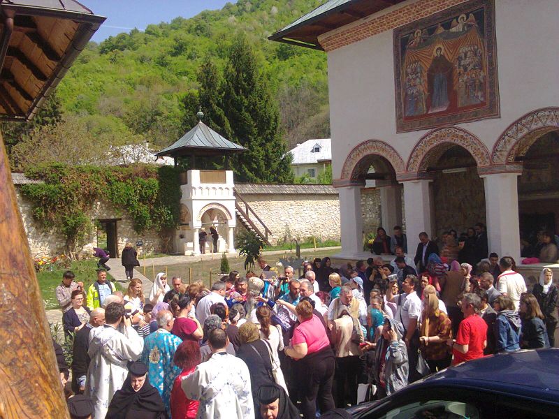 Sfântă Liturghie Arhierească la Mănăstirea Polovragi, Gorj