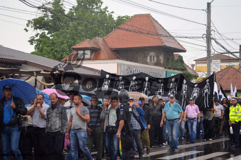 Morega susţine marşul disperării minerilor şi face apel şi la solidaritatea parlamentarilor