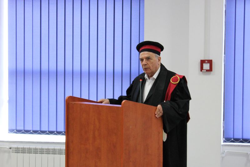 Academicianul, Nicolae Manolescu – Doctor Honoris Causa al Universității «Constantin Brâncuși» din Tg. Jiu: “M-am îndrăgostit de limba română de altădată! De unde, a doua nostalgie, după aceea a dascălilor de altădată”